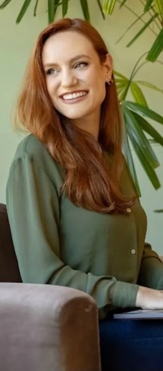 Foto profissional da Dra. Giuliana para a apresentação do site